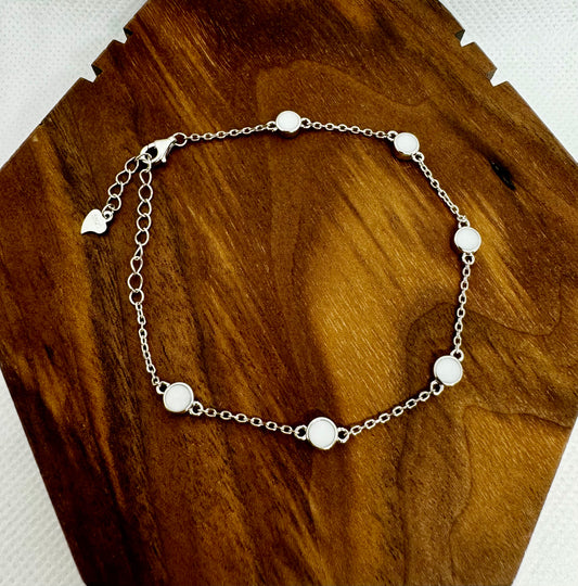 dainty circle bracelet